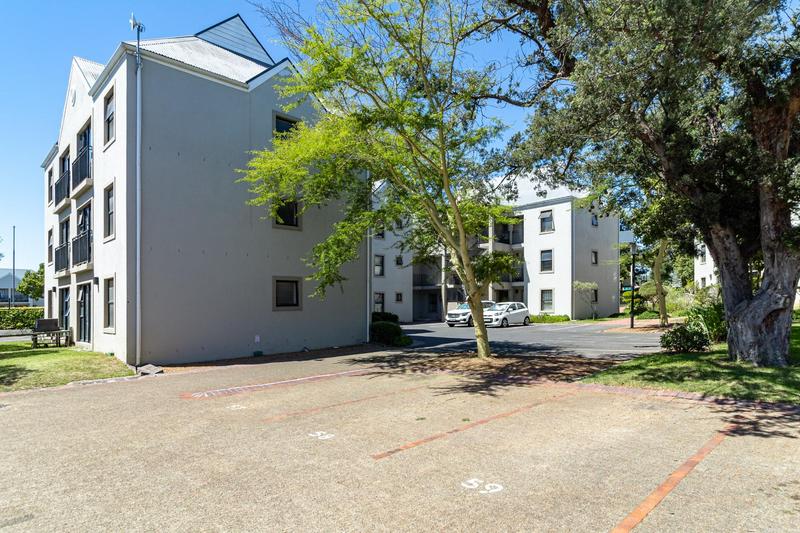 To Let 2 Bedroom Property for Rent in Silver Oaks Western Cape